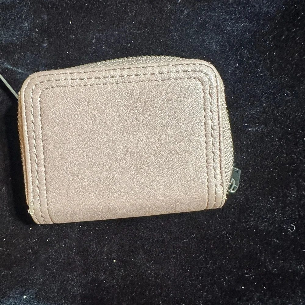 Compact Tan Wallet - Picture 1 of 2